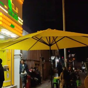 سایبان چتری پایه وسط مغازه